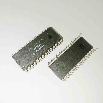 Picture of PIC16C57-XT/P IC