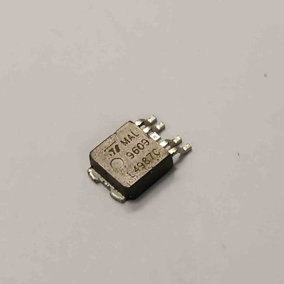 Picture of L4987C smd IC