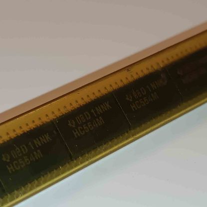 Picture of HC564M smd IC