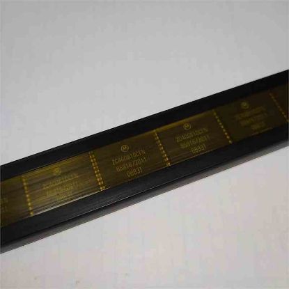 Picture of ZC400810CFN PLCC IC