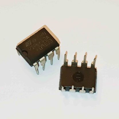 Picture of VIPER12A DIP IC