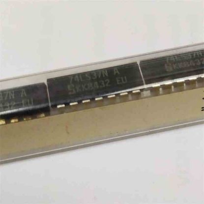 Picture of 74LS37N DİP IC