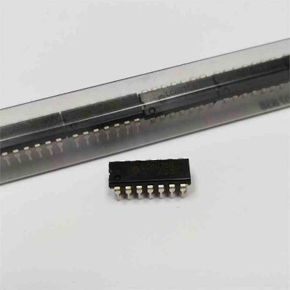 Picture of LC4075B IC