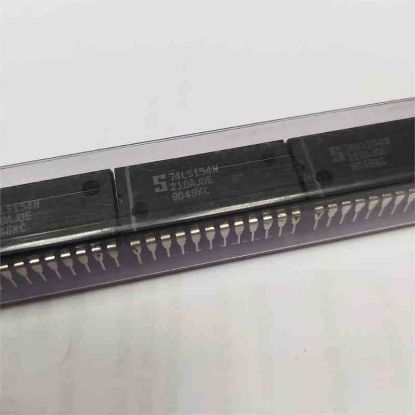 Picture of 74LS154N  IC