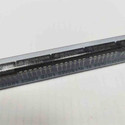 Picture of MC74HC08AN  IC