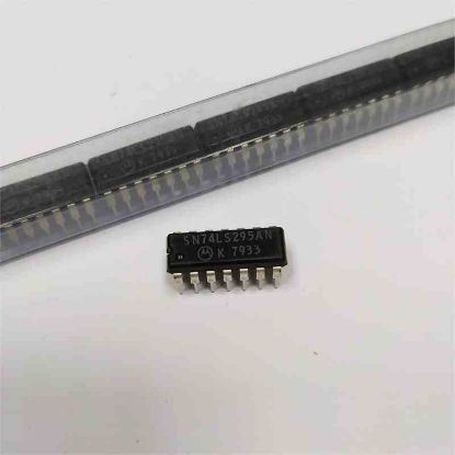 Picture of SN74LS295AN DIP IC