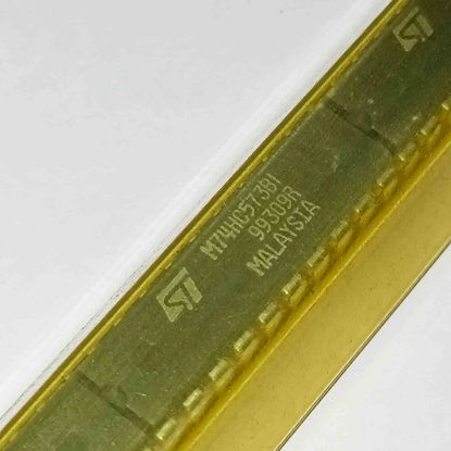 Picture of M74HC573BI DİP IC