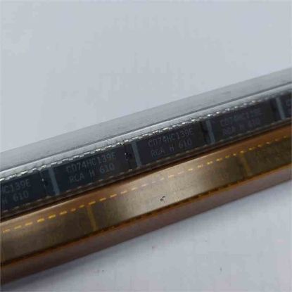 Picture of CD74HC139E  IC