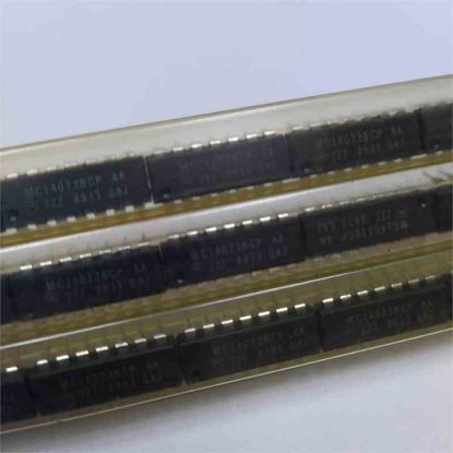 Picture of MC14023BCP IC