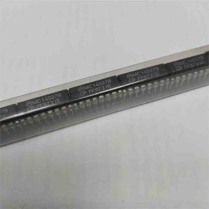 Picture of MC14027B DİP IC