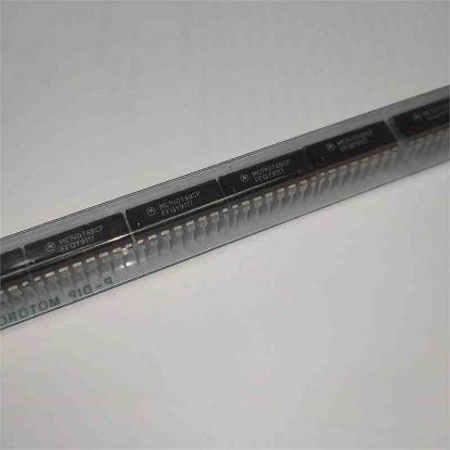 Picture of MC14076BPL IC