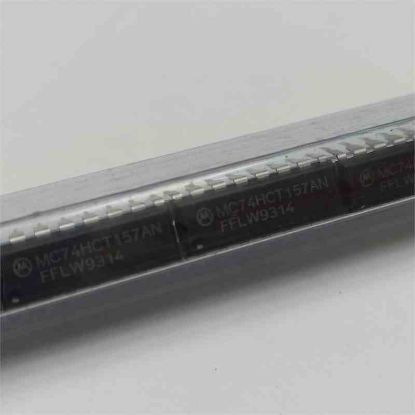 Picture of MC74HCT157AN DİP IC