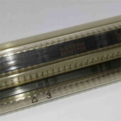 Picture of SN74F373N DİP IC