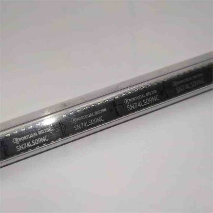 Picture of SN74LS09NC DİP IC