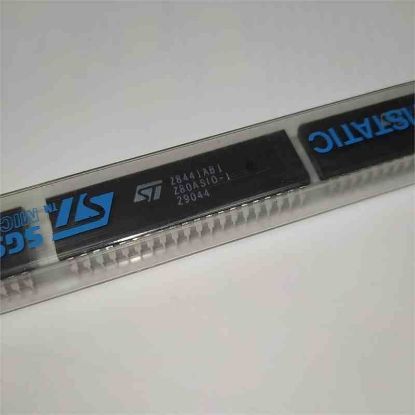 Picture of Z8441AB1 DIP IC