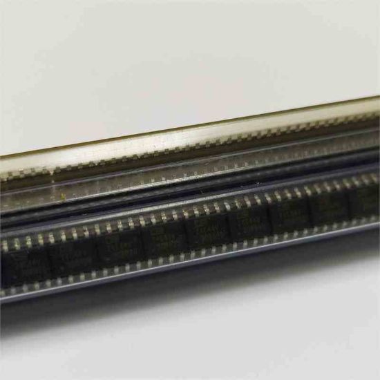 Picture of 24C44V smd IC