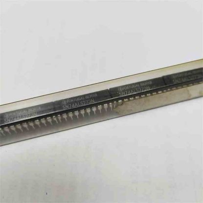 Picture of SN74ALS273N DİP IC