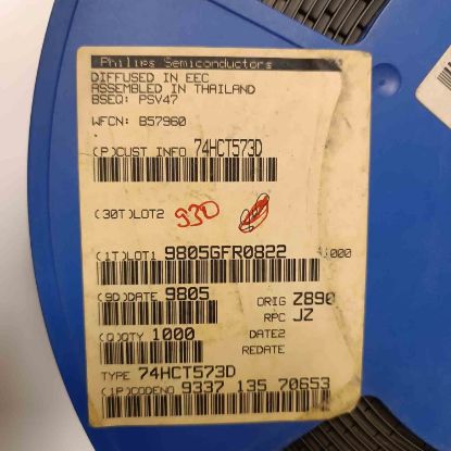 Picture of 74HCT573D smd IC