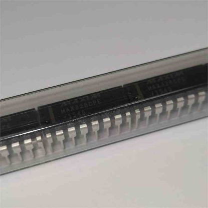 Picture of MAX328CPE DIP IC