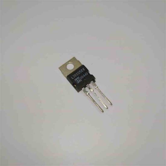 Picture of L78S05CV TO220 IC