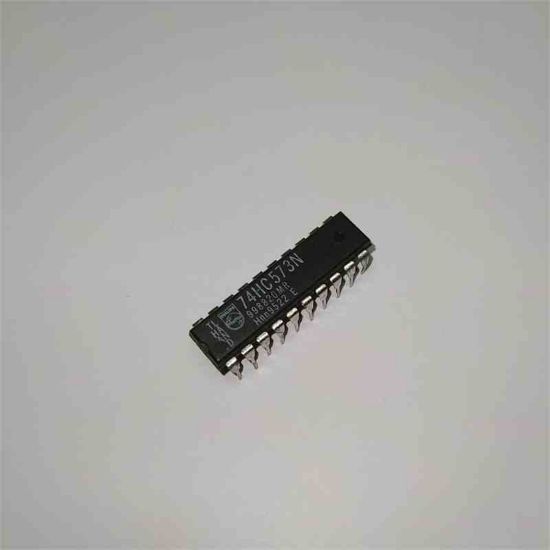 Picture of 74HC573N DİP IC