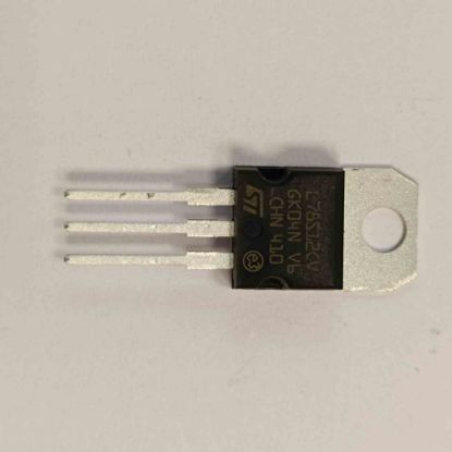 Picture of L78S12CV TO220 IC