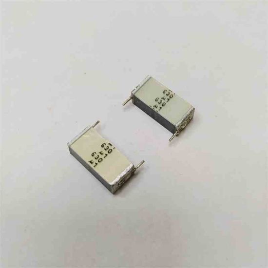 Picture of B32562J8104J 100NF 630v 15mm CAPACITOR
