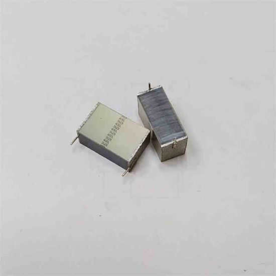 Picture of B32564J6335K 3.3UF 400V 27.5mm CAPACITOR