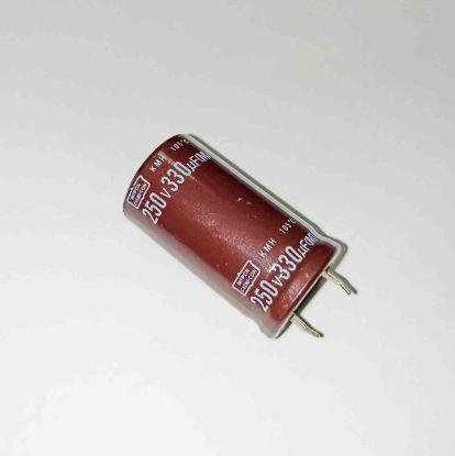 Picture of 330MF 250V 22x40mm 105 CAPACITOR