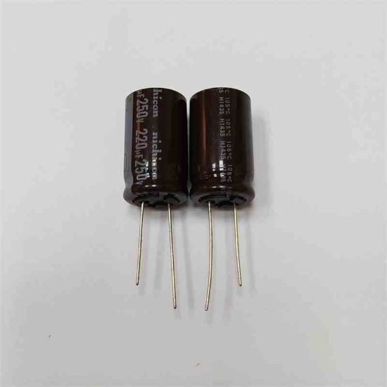 Picture of 220UF 250V 18x31mm 105 CAPACITOR