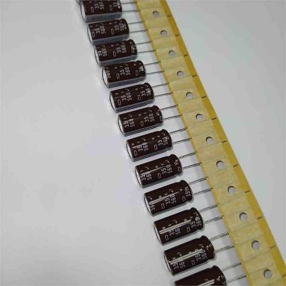 Picture of ECST350ET0561QJ20S 560UF 35V 10x20mm  105 CAPACITOR