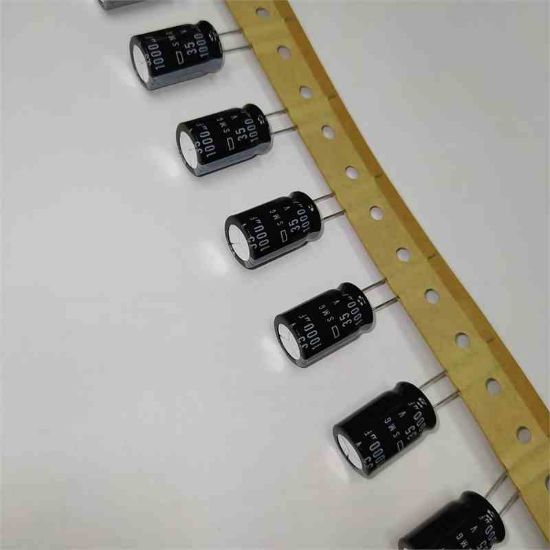 Picture of 1000uF 35V 12.5x20mm 85 CAPACITOR