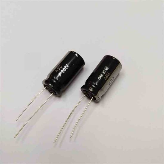 Picture of 2200UF 25V 12.5x25mm  105 CAPACITOR