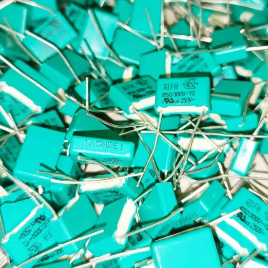 Picture of 0.0015UF 300V 10mm CAPACITOR