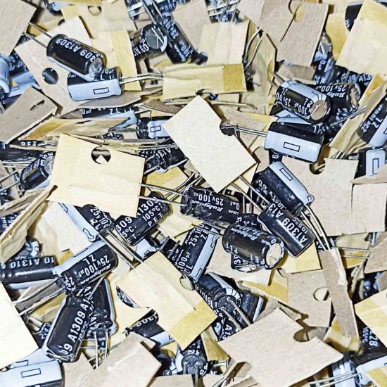 Picture of 100uF 25V 6x11mm 105 CAPACITOR