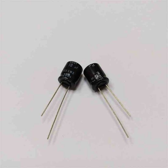 Picture of 10uF 200V 10x12.5mm 85 CAPACITOR