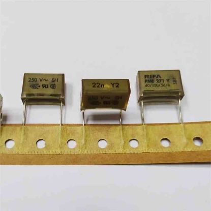 Picture of PME271Y522MR19T0  0.022UF 250VAC 15mm CAPACITOR