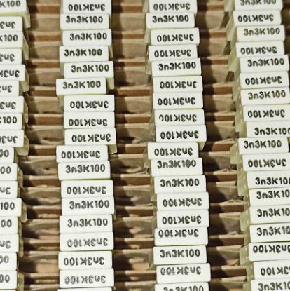 Picture of R82EC1330DQ50K  0.0033UF 100V 5mm 0.1 CAPACITOR