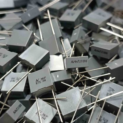 Picture of R75QD1470Z330J  0.0047UF 1000V    0.05 CAPACITOR