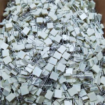 Picture of R82EC1470Z350J   0.0047UF 100V 5mm 0.05 CAPACITOR