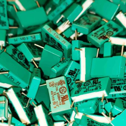 Picture of F861BB103M310C 10NF 310VAC 15 0.2 CAPACITOR