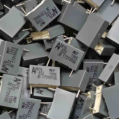 Picture of R76QI2220SE40K  0.022UF 1000V 15mm 0.1 CAPACITOR