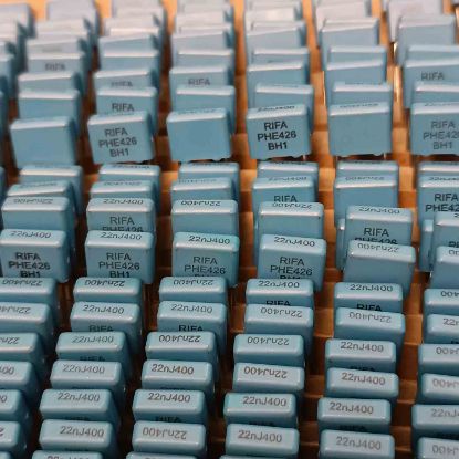 Picture of PHE426KK5220JR17TA 0.022NF 400V  7.5mm 0.05 CAPACITOR