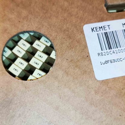 Picture of R82DC4100CK60J 1UF 63V 5mm  0.05 CAPACITOR