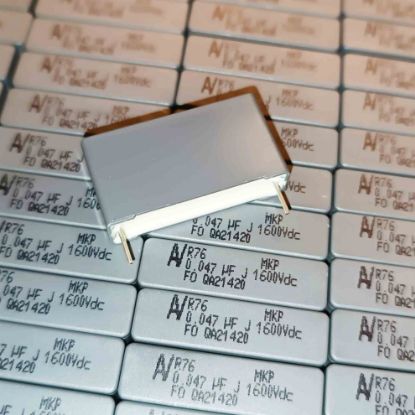 Picture of R76TR2470SE30J 47NF 1600V 27.5mm 0,05 CAPACITOR