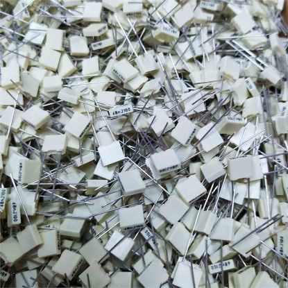 Picture of R82EC2680Z360J  0.068UF 100V 5mm 0.05 CAPACITOR