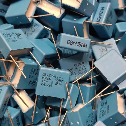 Picture of PHE841EB5680MR17 0.068MF 330VAC 15mm  0.2 CAPACITOR