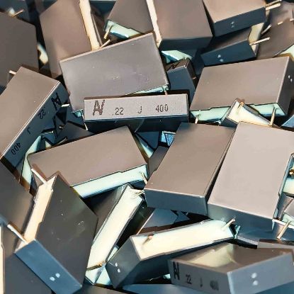 Picture of R60MN3220AA30J  0.22UF 400V  22.5mm  0.05 CAPACITOR