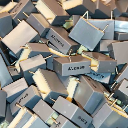 Picture of R60MI3330AA30K   0.33UF 400V 15mm  0.1 CAPACITOR