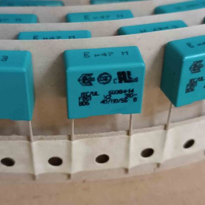 Picture of F861BP474M310L 0.47UF 310VAC 15mm 0.2 CAPACITOR